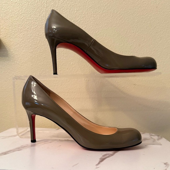 Christian Louboutin Simple 70 Taupe Patent Leather PumpsEUCSize 8-1/2